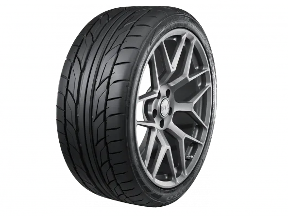 Легковая шина Nitto NT555 Extreme Performance G2 225/45 R18 95Y